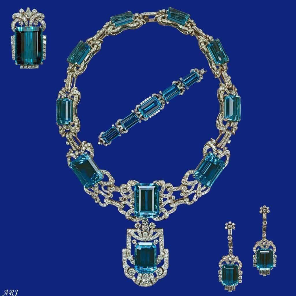 Collar de aguamarinas brasileñas