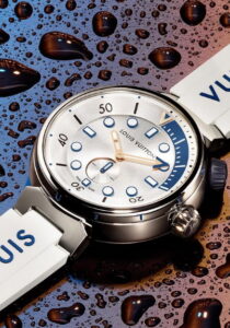 Louis Vuitton presenta la nueva serie de exclusivos relojes Tambour Street  Diver - Mega Ricos